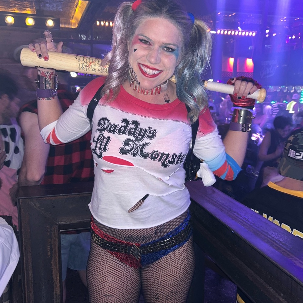 DC Comics Harley Quinn Suicide Squad Shorts - Picture 7 of 9